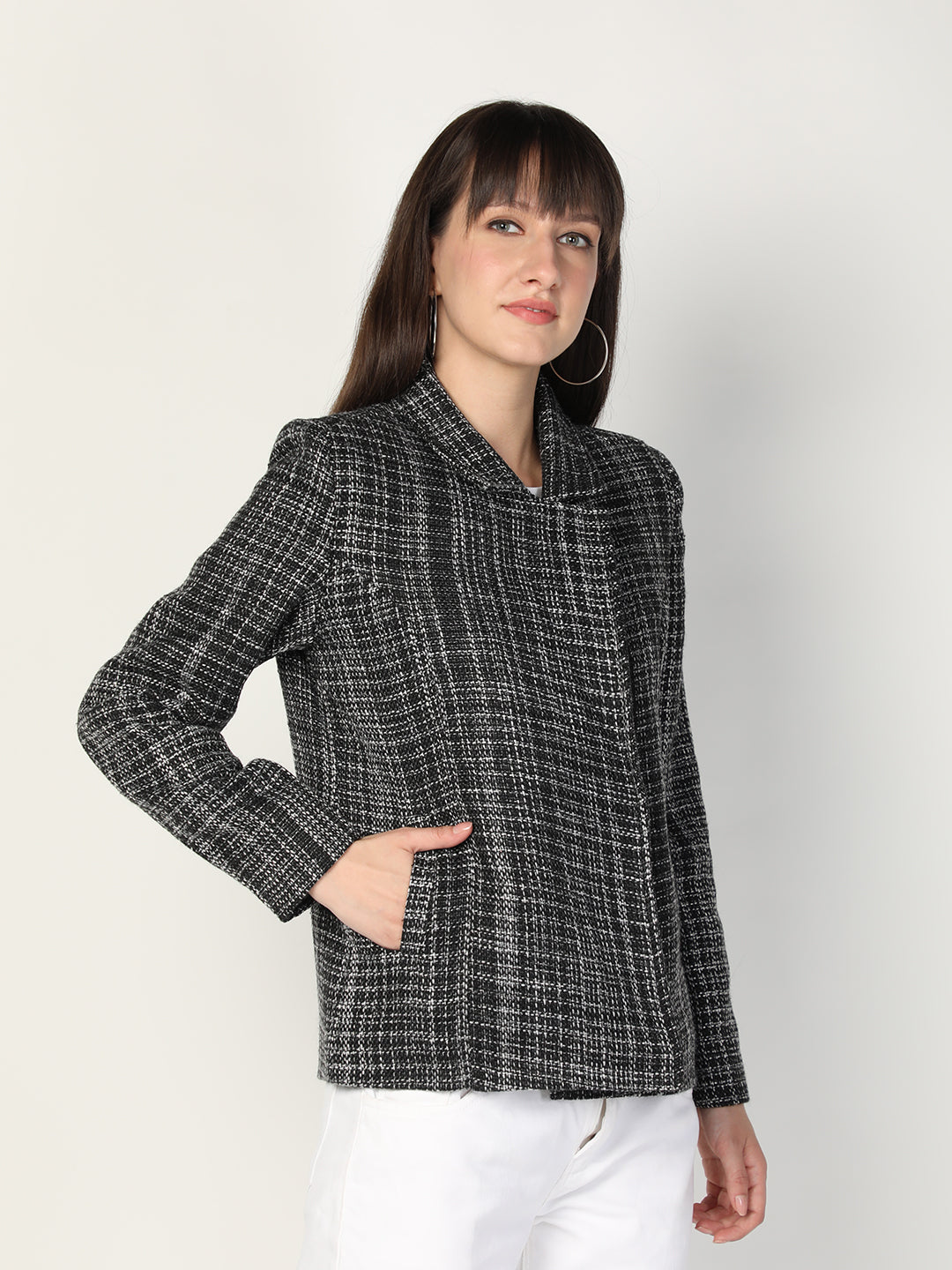 HONNETE Women Grey Checked Trench Coats