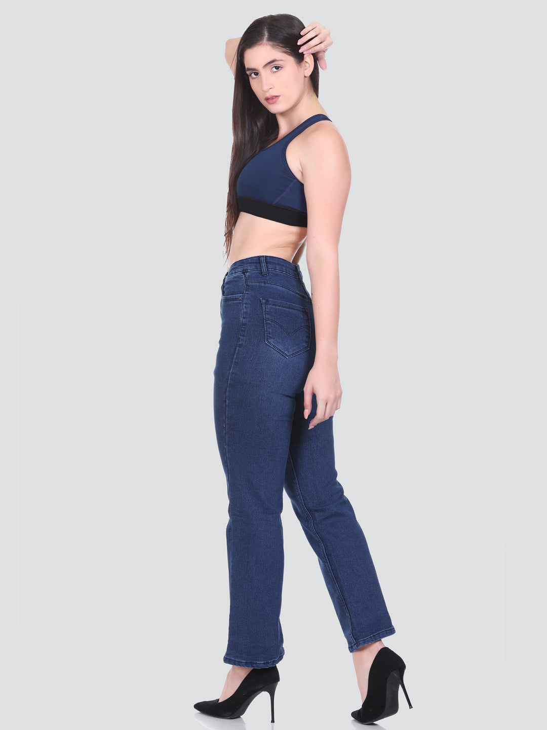 HONNETE Women Straight Fit Light Fade Stretchable Jeans