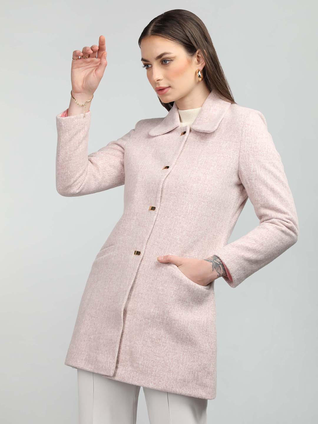 HONNETE Spread Collar Coat