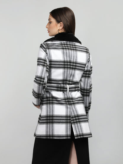 HONNETE Checked Spread Collar Coat