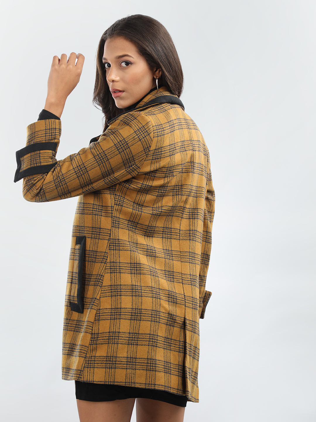 HONNETE Checked Notch Lapel Collar Regular Fit Casual Trench Coat